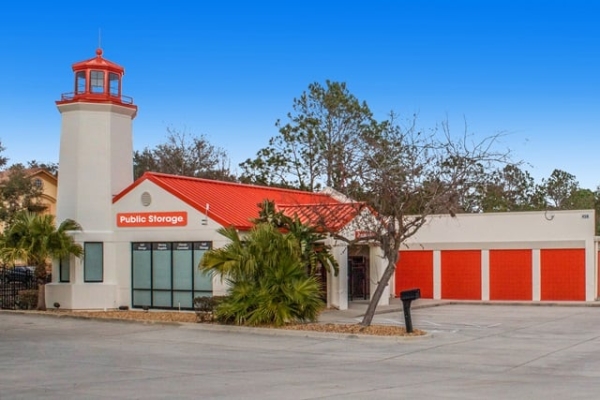 Facility photo: //images.sparefoot.com/medium/2133286878f567d0587.jpg