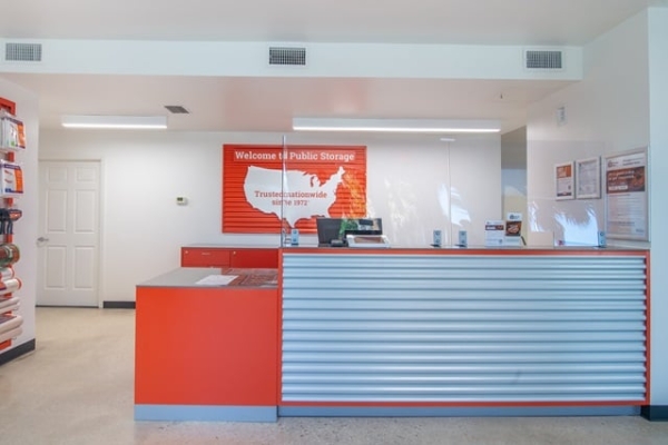 Facility photo: //images.sparefoot.com/medium/2133296884d2f009c7c.jpg