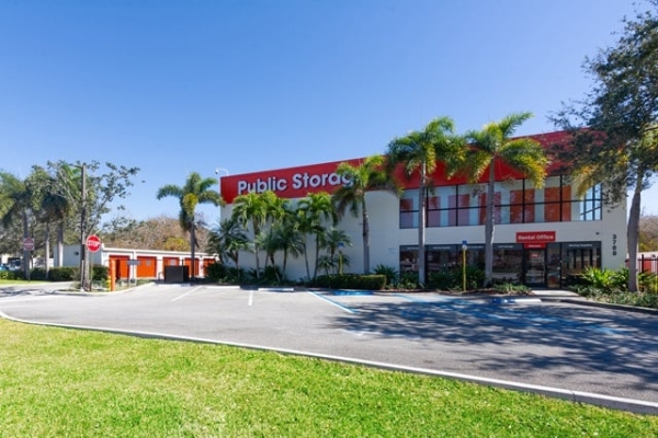 Storage Units at Public Storage - Davie - 3700 S University Dr - 3700 S University Dr