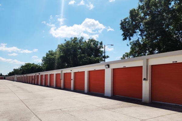 Storage Units at Public Storage - Orlando - 4801 S Semoran Blvd - 4801 S Semoran Blvd