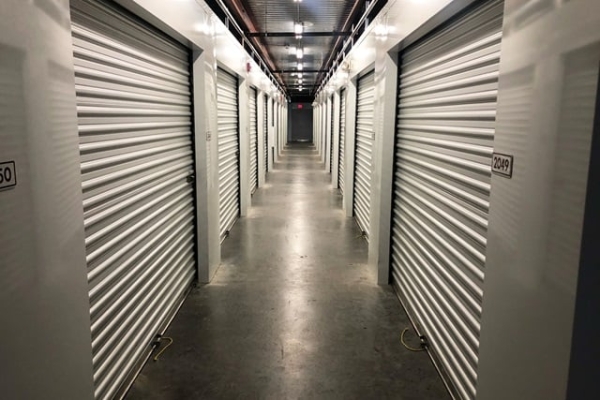 Facility photo: //images.sparefoot.com/medium/2133636a0dbc97b084b.jpg