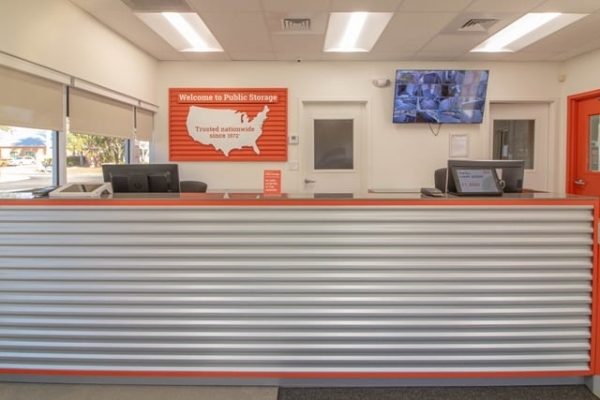 Facility photo: //images.sparefoot.com/medium/2133816884d3265e1e8.jpg