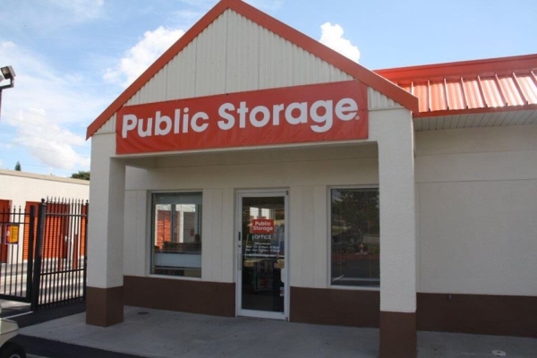 Storage Units at Public Storage - Kissimmee - 1051 Buenaventura Blvd - 1051 Buenaventura Blvd