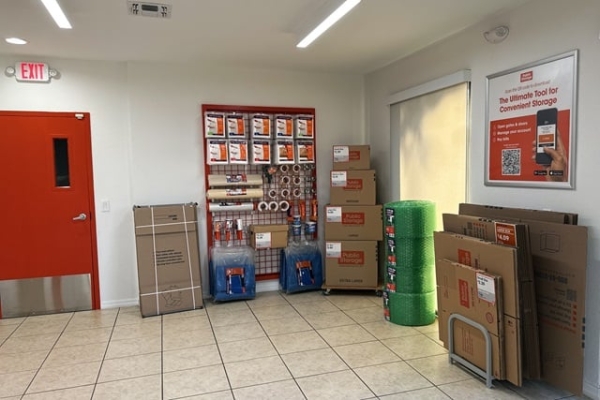 Storage Units at Public Storage - Kissimmee - 951 S John Young Pkwy - 951 S John Young Pkwy