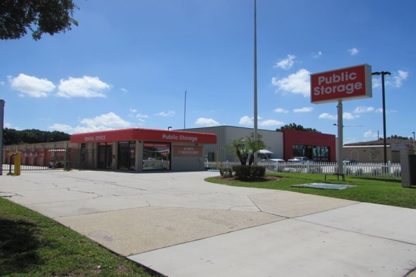 Public Storage - Tampa - 8003 N Dale Mabry Hwy