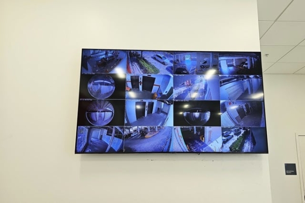 Facility photo: //images.sparefoot.com/medium/2134136968f8131742b.jpg