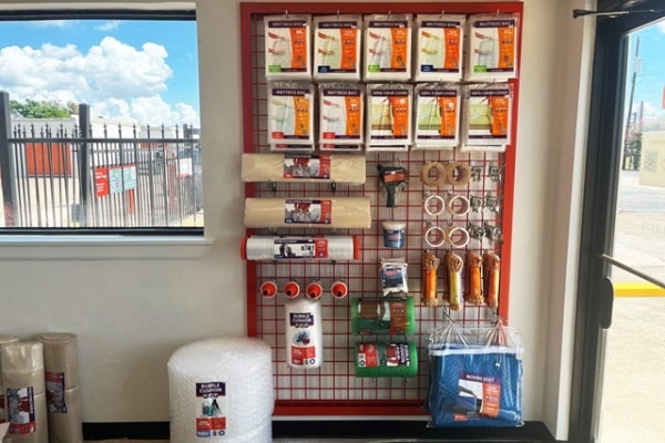 Facility photo: //images.sparefoot.com/medium/2134186898a048ea265.jpg
