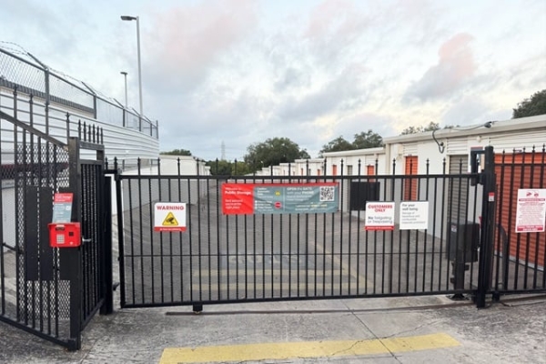 Storage Units at Public Storage - San Antonio - 9529 Fredericksburg Road - 9529 Fredericksburg Road