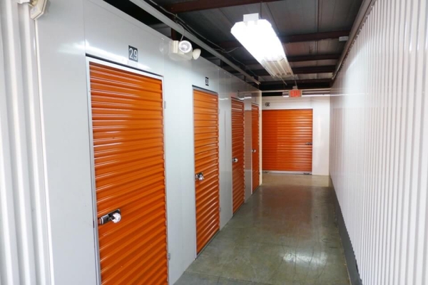 Storage Units at Public Storage - Sarasota - 5425 N Washington Blvd - 5425 N Washington Blvd