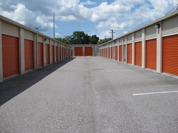 Storage Units at Public Storage - Tampa - 8354 W Hillsborough Ave - 8354 W Hillsborough Ave
