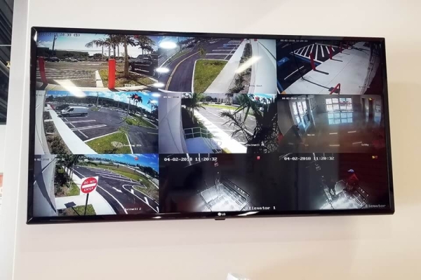 Storage Units at Public Storage - West Palm Beach - 1301 Mercer Ave - 1301 Mercer Ave