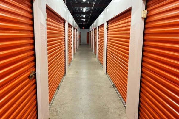 Storage Units at Public Storage - Houston - 1165 North Loop West - 1165 North Loop West