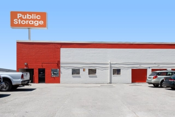 Facility photo: //images.sparefoot.com/medium/2134546884d3df3f6e4.jpg