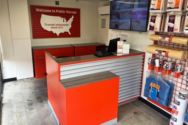 Storage Units at Public Storage - Houston - 12335 Bellaire Blvd - 12335 Bellaire Blvd