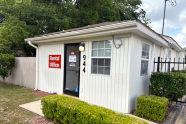 Storage Units at Public Storage - Pensacola - 944 Creighton Road - 944 Creighton Road