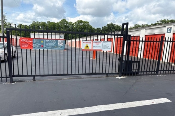 Storage Units at Public Storage - Pensacola - 944 Creighton Road - 944 Creighton Road