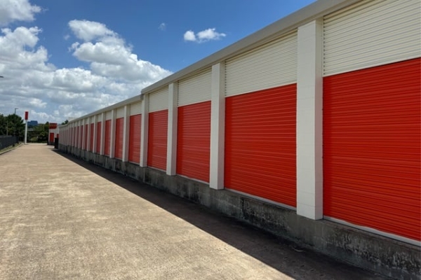 Storage Units at Public Storage - Houston - 4341 Southwest Freeway - 4341 Southwest Freeway