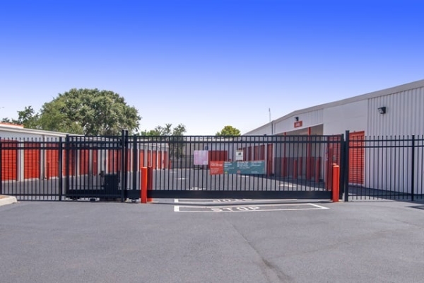 Storage Units at Public Storage - Sarasota - 4550 Clark Rd - 4550 Clark Rd