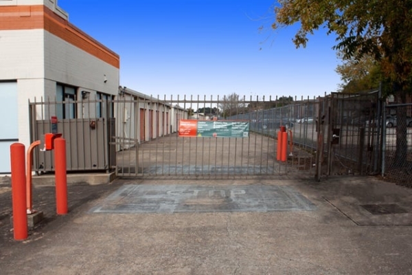 Storage Units at Public Storage - Houston - 11810 Westheimer Road - 11810 Westheimer Road