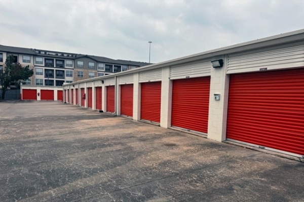 Storage Units at Public Storage - Houston - 7715 Katy Freeway - 7715 Katy Freeway