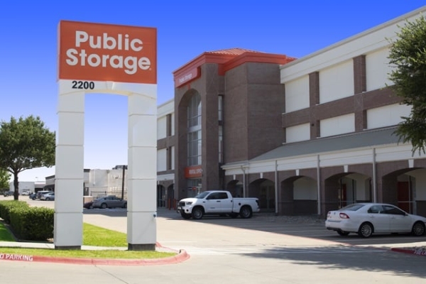 Storage Units at Public Storage - Plano - 2200 K Ave - 2200 Avenue K