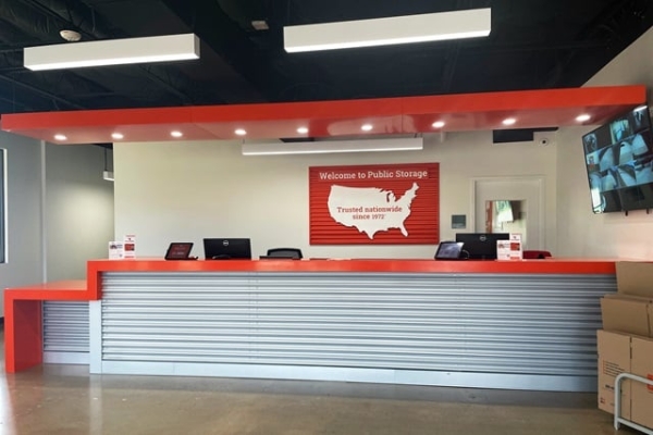 Facility photo: //images.sparefoot.com/medium/2135026893551213843.jpg