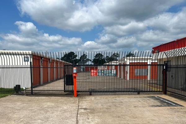 Storage Units at Public Storage - Houston - 6502 Highway 6 South - 6502 Highway 6 South