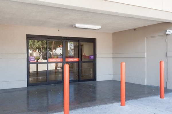 Facility photo: //images.sparefoot.com/medium/21351569397fc8d1749.jpg