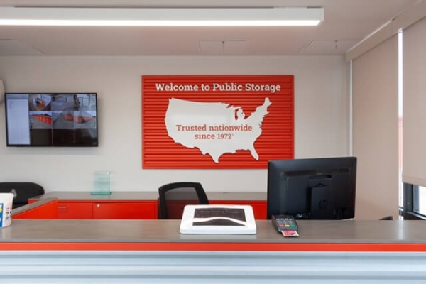 Facility photo: //images.sparefoot.com/medium/2135246884d3f627d0c.jpg