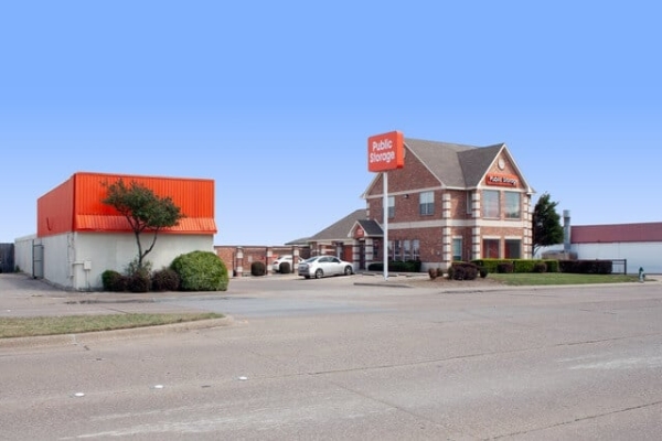 Storage Units at Public Storage - Duncanville - 1212 N Duncanville Rd - 1212 N Duncanville Rd