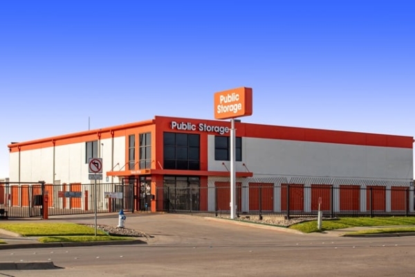 Storage Units at Public Storage - Plano - 2801 K Ave - 2801 Avenue K