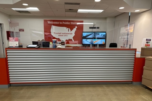 Storage Units at Public Storage - Dallas - 8939 East RL Thornton Fwy - 8939 East RL Thornton Fwy