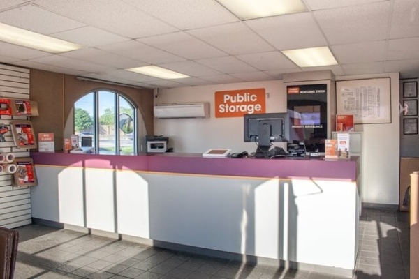 Storage Units at Public Storage - Houston - 3555 South Loop W - 3555 South Loop W