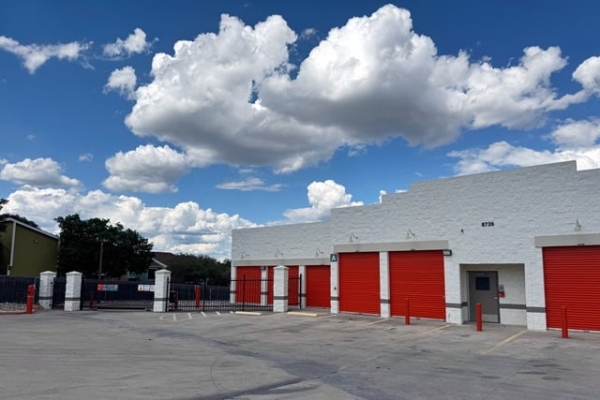 Storage Units at Public Storage - San Antonio - 8726 Fredericksburg Road - 8726 Fredericksburg Road