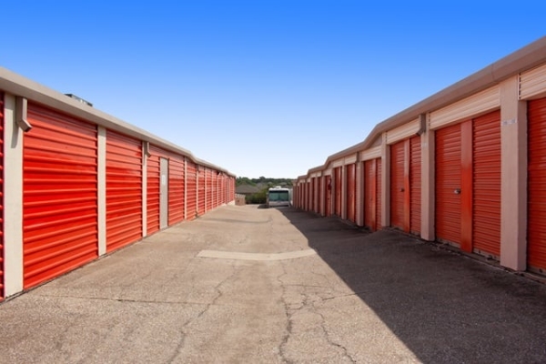 Storage Units at Public Storage - Fort Worth - 799 East Loop 820 - 799 East Loop 820