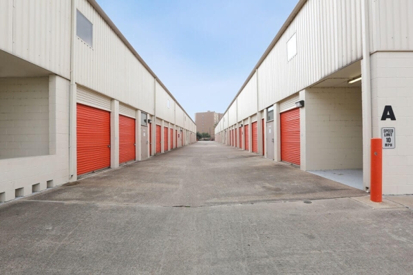 Storage Units at Public Storage - Houston - 7701 Main Street - 7701 S Main Street