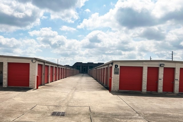 Storage Units at Public Storage - Houston - 7901 Highway 6 S - 7901 Highway 6 S