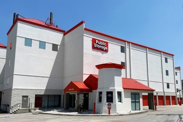 Storage Units at Public Storage - San Antonio - 600 W Sunset Road - 600 W Sunset Road