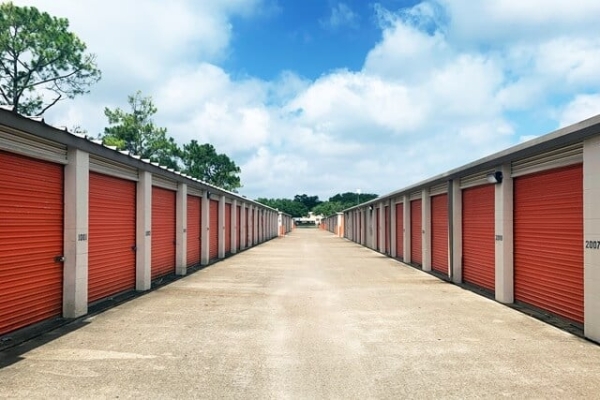 Storage Units at Public Storage - Houston - 9630 Hillcroft Street - 9630 Hillcroft Street