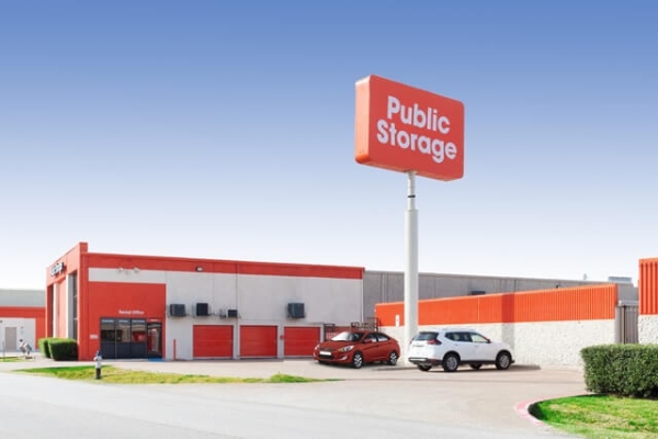 Storage Units at Public Storage - Dallas - 12075 Denton Drive - 12075 Denton Drive