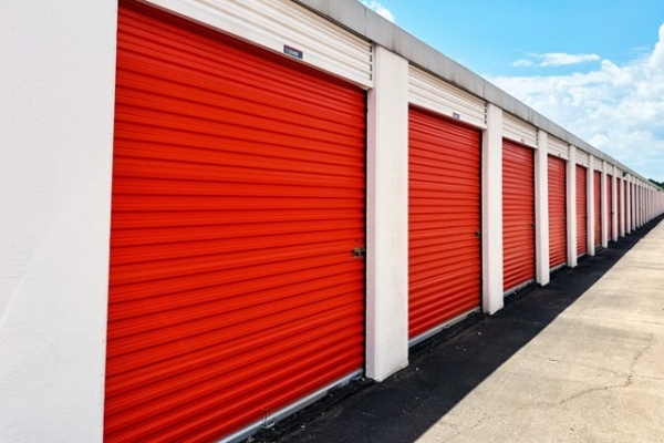 Storage Units at Public Storage - Houston - 9420 S Main Street - 9420 S Main Street