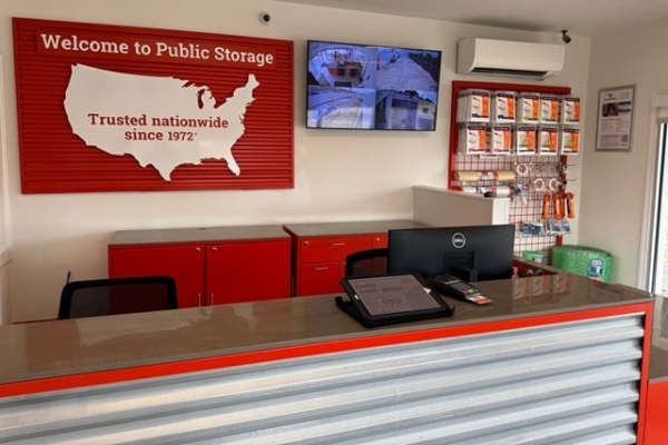 Storage Units at Public Storage - Houston - 9420 S Main Street - 9420 S Main Street