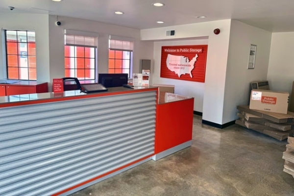Facility photo: //images.sparefoot.com/medium/2136206866821fb9973.jpg
