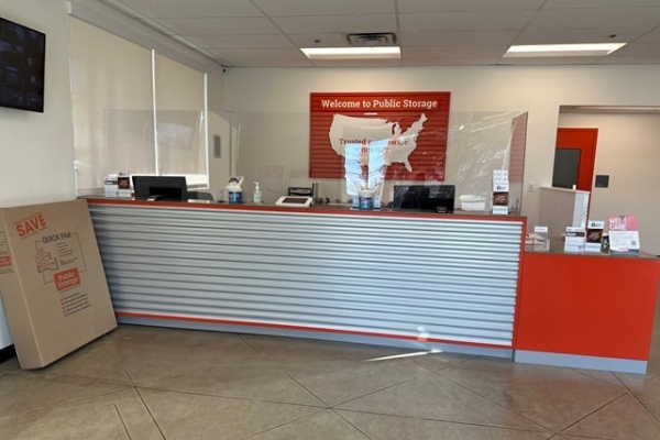 Storage Units at Public Storage - Dallas - 4721 Ross Ave - 4721 Ross Ave