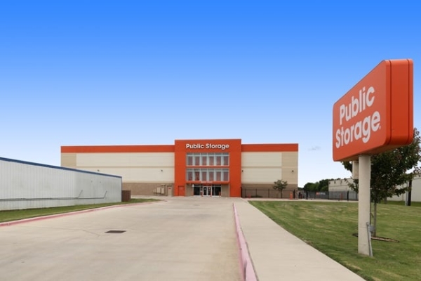 Storage Units at Public Storage - Pasadena - 2700 Shaver Street - 2700 Shaver Street