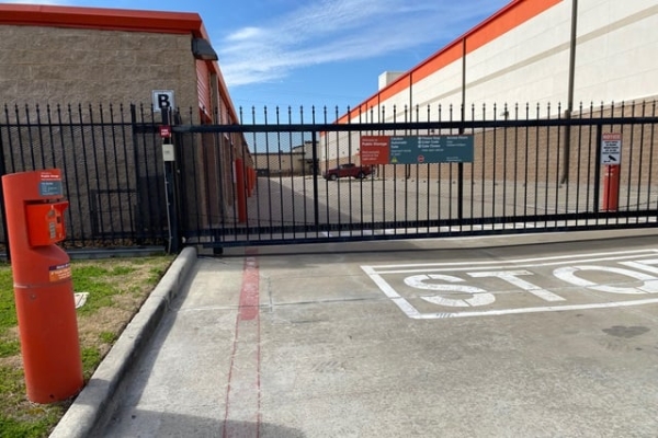 Storage Units at Public Storage - Katy - 21831 Clay Rd - 21831 Clay Rd