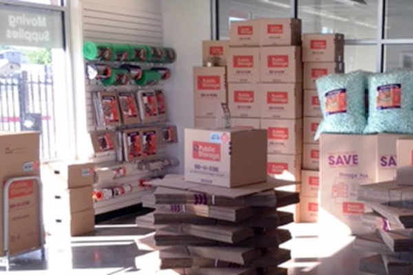 Storage Units at Public Storage - Georgetown - 2300 S Interstate 35 - 2300 S Interstate 35