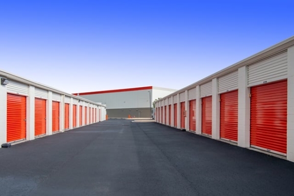 Storage Units at Public Storage - Largo - 199 Missouri Ave N - 199 Missouri Ave N