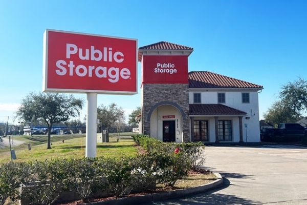Storage Units at Public Storage - League City - 3730 Columbia Memorial Pkwy - 3730 Columbia Memorial Pkwy