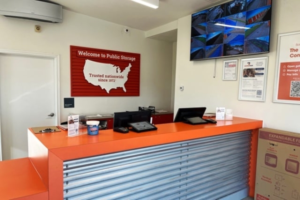 Storage Units at Public Storage - Houston - 7255 Highway 6 South - 7255 Highway 6 South